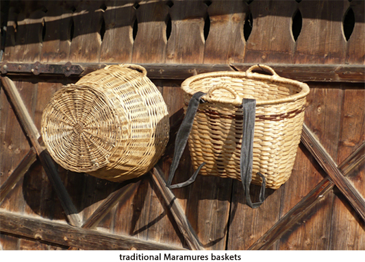 022-traditional-Maramures-baskets